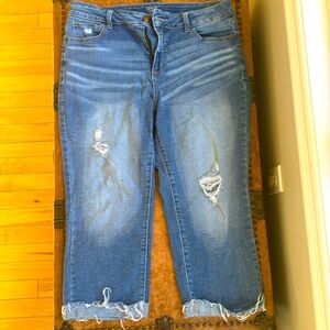 $5 bundled Time and Tru size 14 midrise jeans